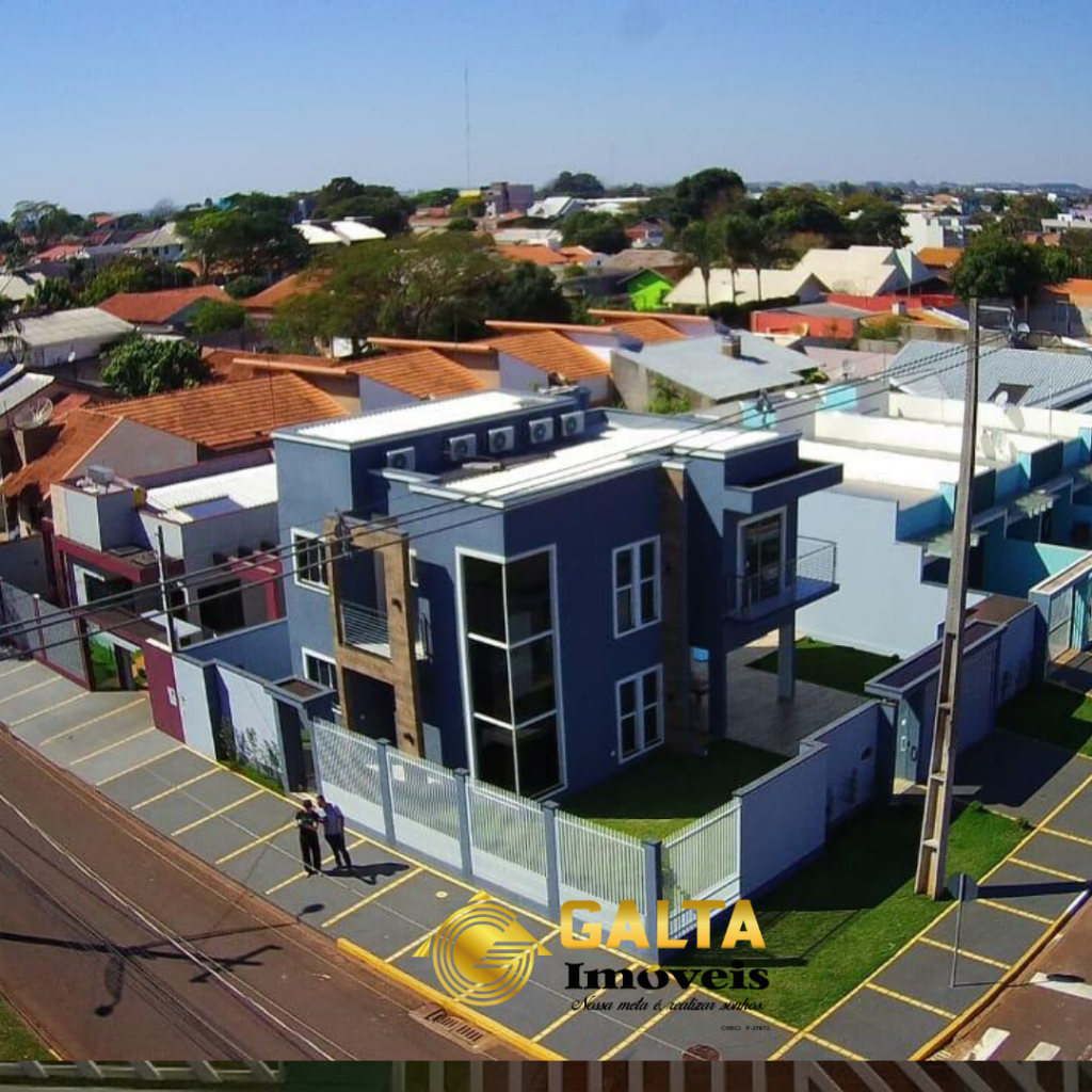 SOBRADO DE  ESQUINA COM PISCINA –   JARDIM PORTO ALEGRE