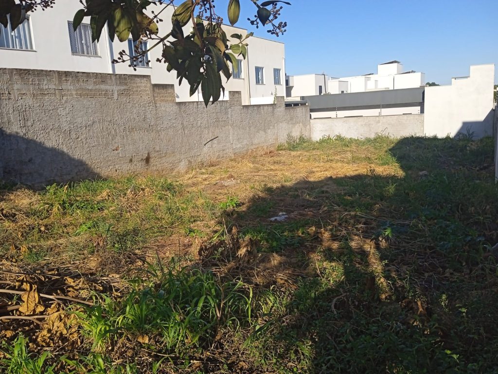 Terreno loteamento Hortencia  –  Jardim Pancera