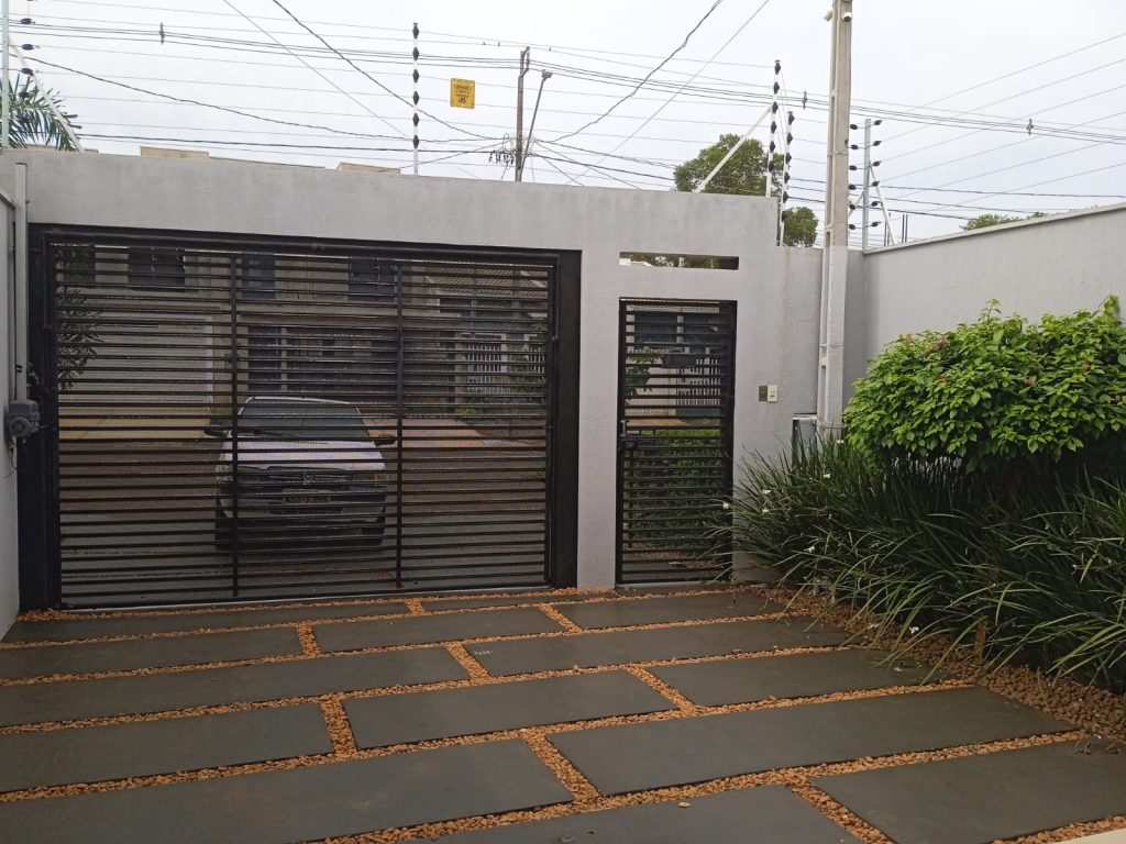 CASA JARDIM PANORAMA COM PISCINA