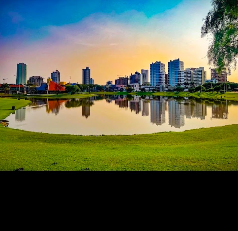 APARTAMENTO DE ALTÍSSIMO PADRÃO NO  TORRE DO LAGO