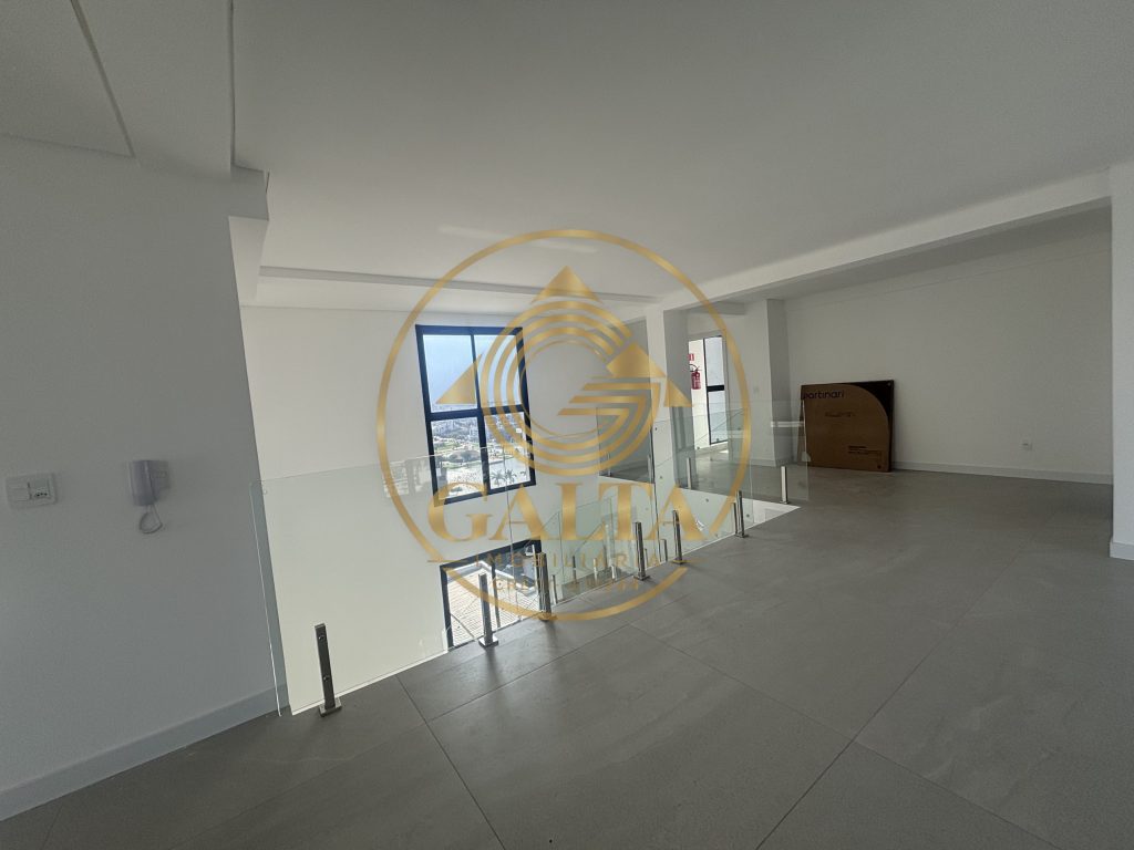 APARTAMENTO DUPLEX COBERTURA CENTRO PRÓX. LAGO