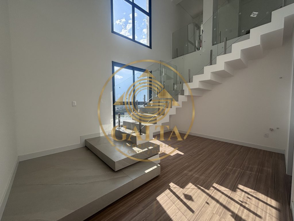 APARTAMENTO DUPLEX COBERTURA CENTRO PRÓX. LAGO