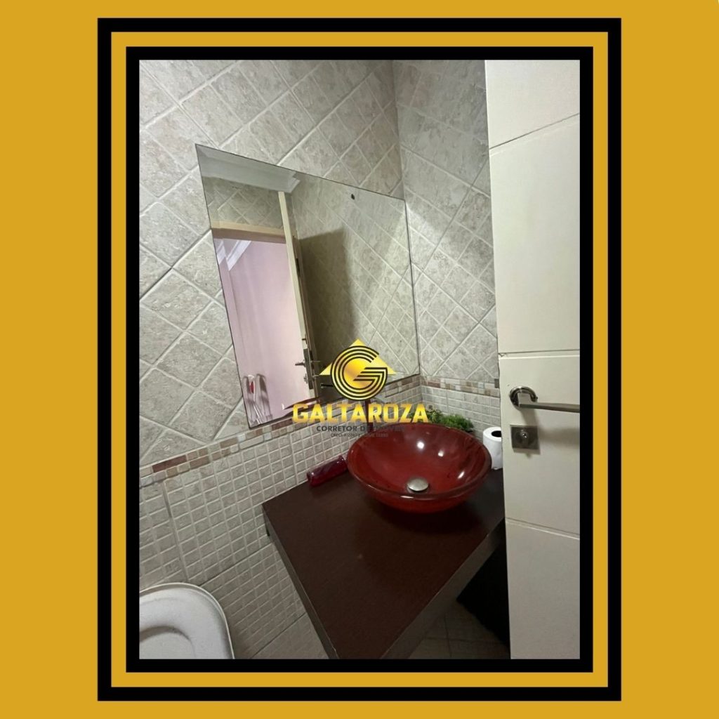 SOBRADO COM PISCINA E SEMI MOBILIADO EM PORTO MENDES