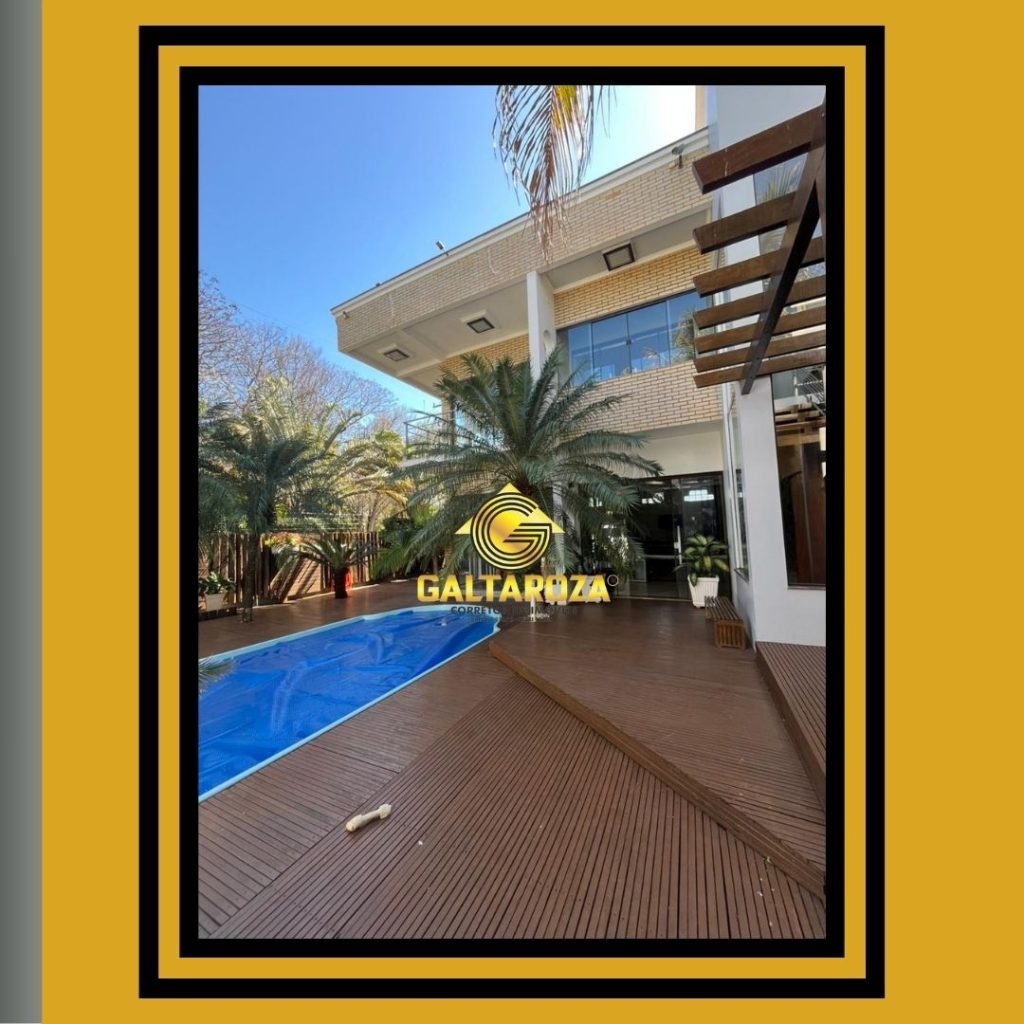 SOBRADO COM PISCINA E SEMI MOBILIADO EM PORTO MENDES