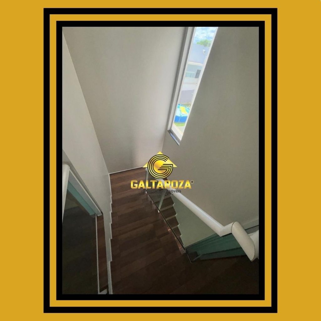 SOBRADO PARA ALUGUEL NO JD PANCERA EM FRENTE A PRAÇA