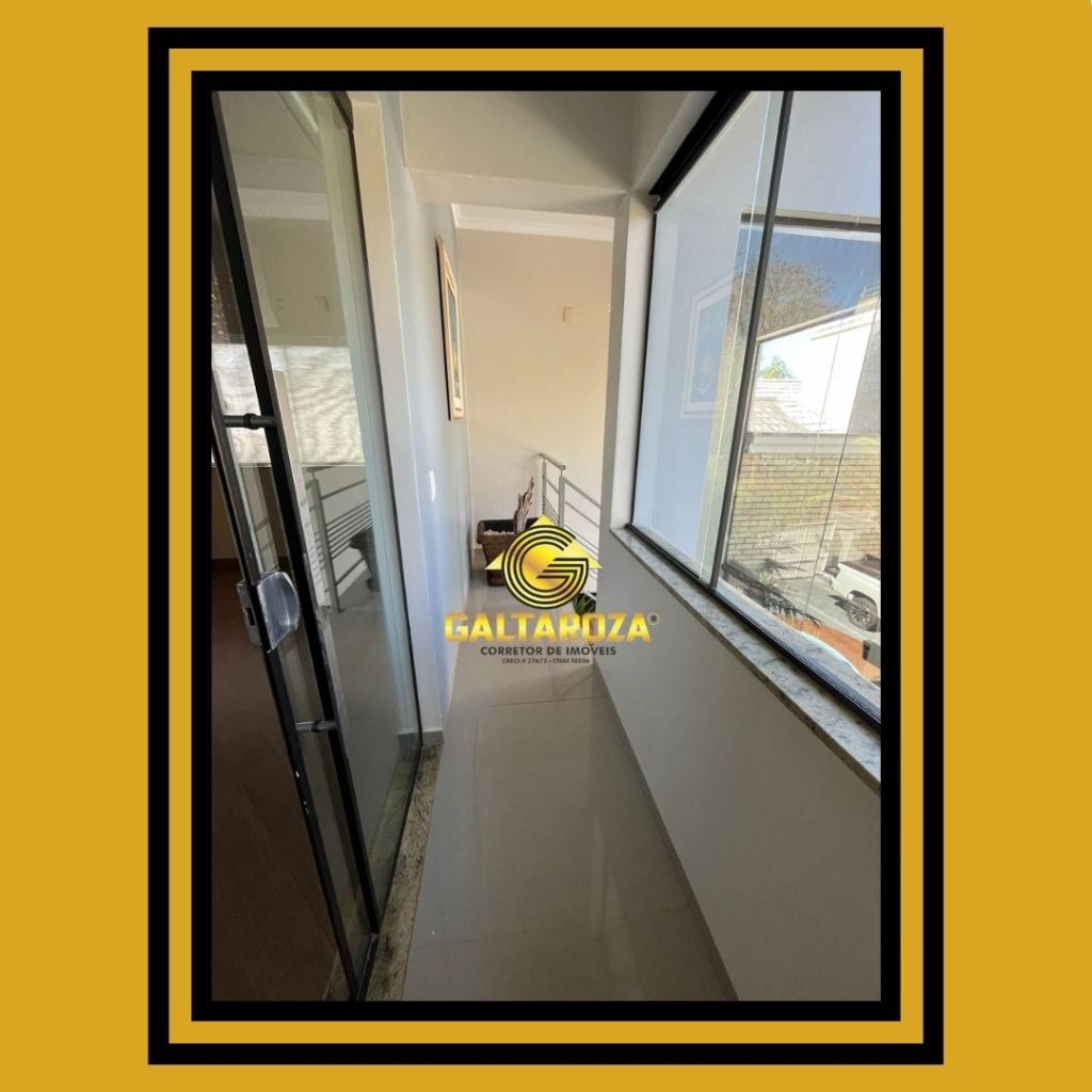 SOBRADO COM PISCINA E SEMI MOBILIADO EM PORTO MENDES