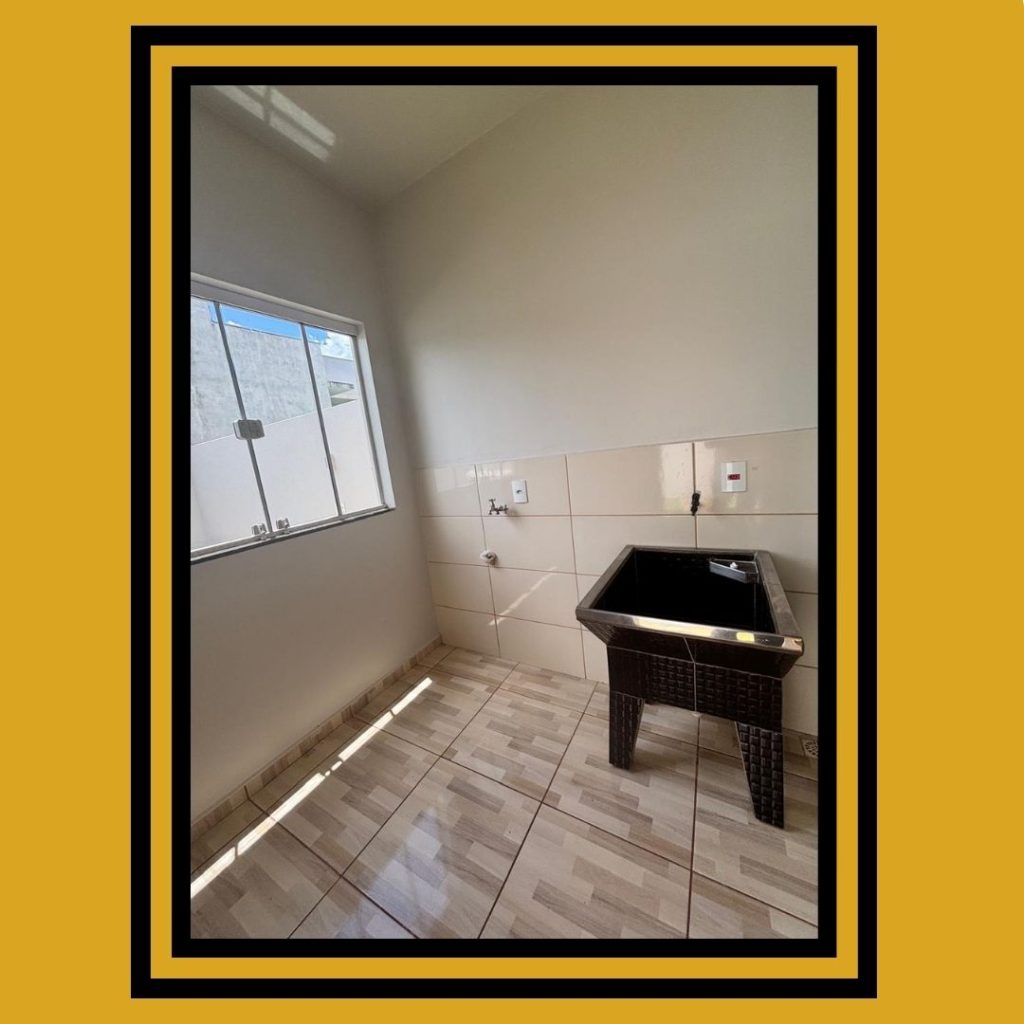 SOBRADO PARA ALUGUEL NO JD PANCERA EM FRENTE A PRAÇA